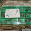 Krabi�ka na mu�ky i s origin�ln�m voskov�m pap�rem,do kter�ho byla v obchod� zabalen�